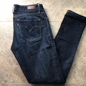 Levi’s bold curve skinny women’s 27x32